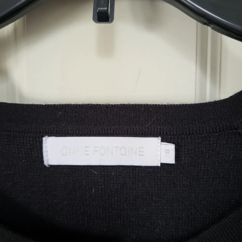 XS Anne Fontaine Sweater - Picture 3 of 9